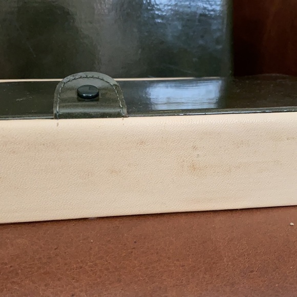 Vintage Patent Leather Train Case-Saks 5th avenue - Picture 10 of 10